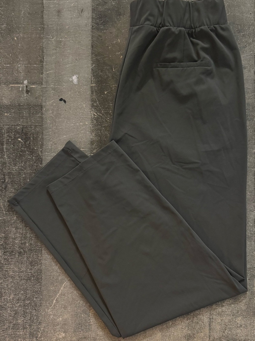 Gymshark Size Medium Women's Grey Tapered Joggers